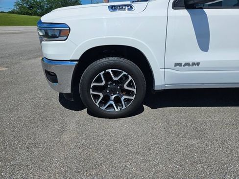 Used 2025 RAM 1500 Laramie AWD/4WD image 27