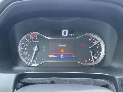 Used 2017 Honda Pilot Touring image 16