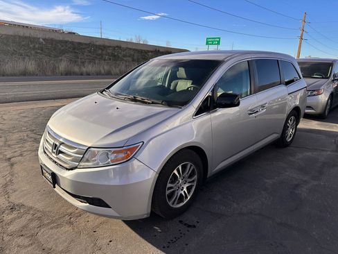 Used 2012 Honda Odyssey EX image 2
