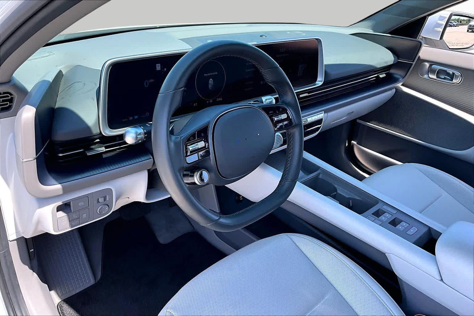 Certified 2025 Hyundai Ioniq 6 SEL RWD image 18