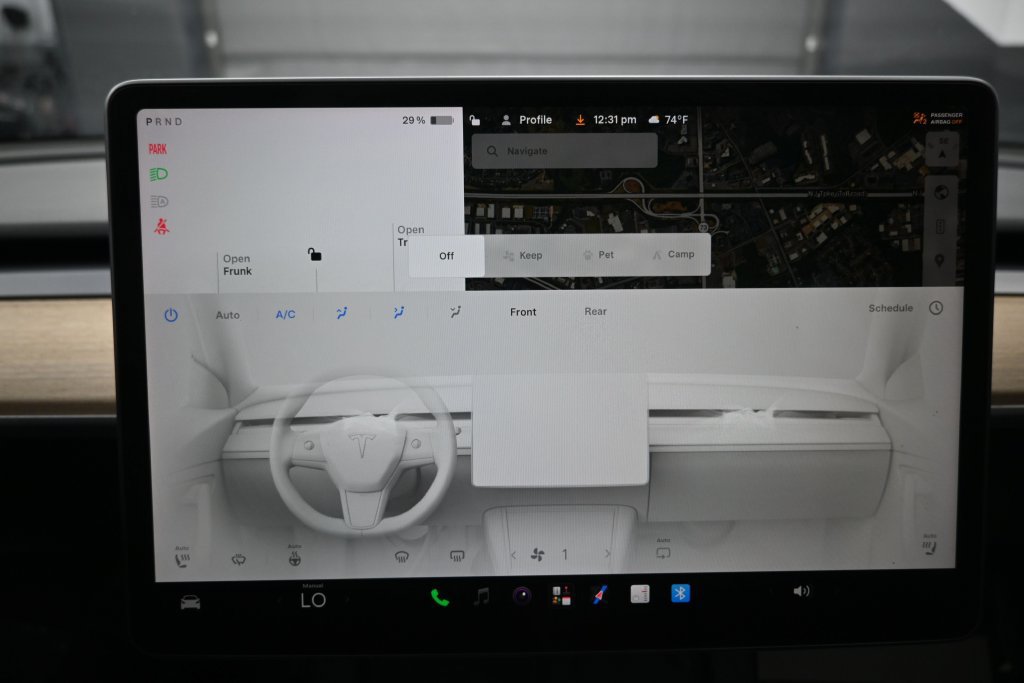 Used 2023 Tesla Model 3 Standard Range RWD image 9