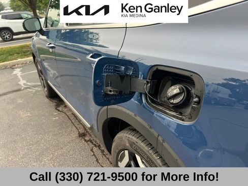 Certified 2024 Kia Telluride S w/ S Sunroof Package AWD/4WD image 51