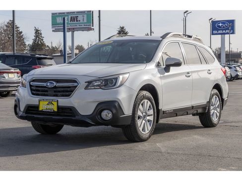 Used 2019 Subaru Outback 2.5i Premium image 7