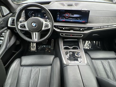 Used 2024 BMW X7 M60i w/ Executive Package image 24