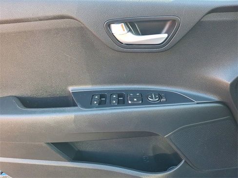 Certified 2022 Kia Rio S image 12