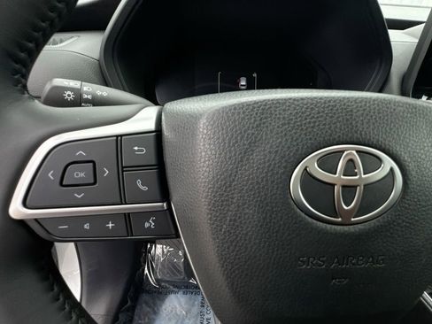Used 2026 Toyota Grand Highlander AWD Hybrid image 17