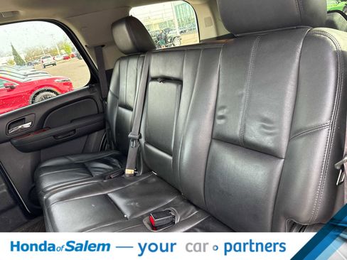 Used 2013 Chevrolet Tahoe LT w/ Luxury Package image 11