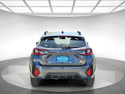 Used 2025 Subaru Crosstrek 2.5i Premium AWD/4WD image 4