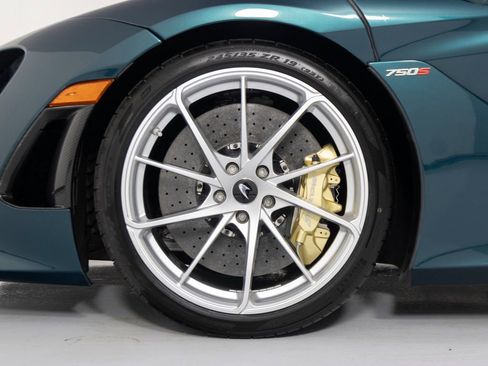 Used 2025 McLaren 750S RWD image 9