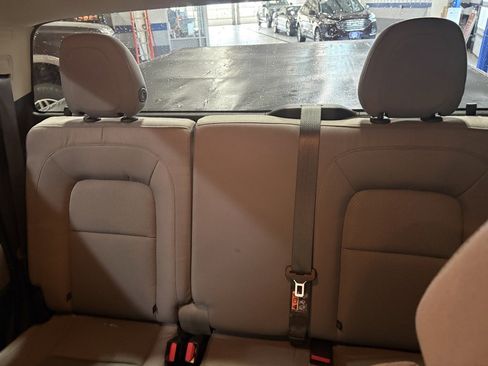 Used 2021 Chevrolet Colorado W/T w/ Custom Special Edition image 19