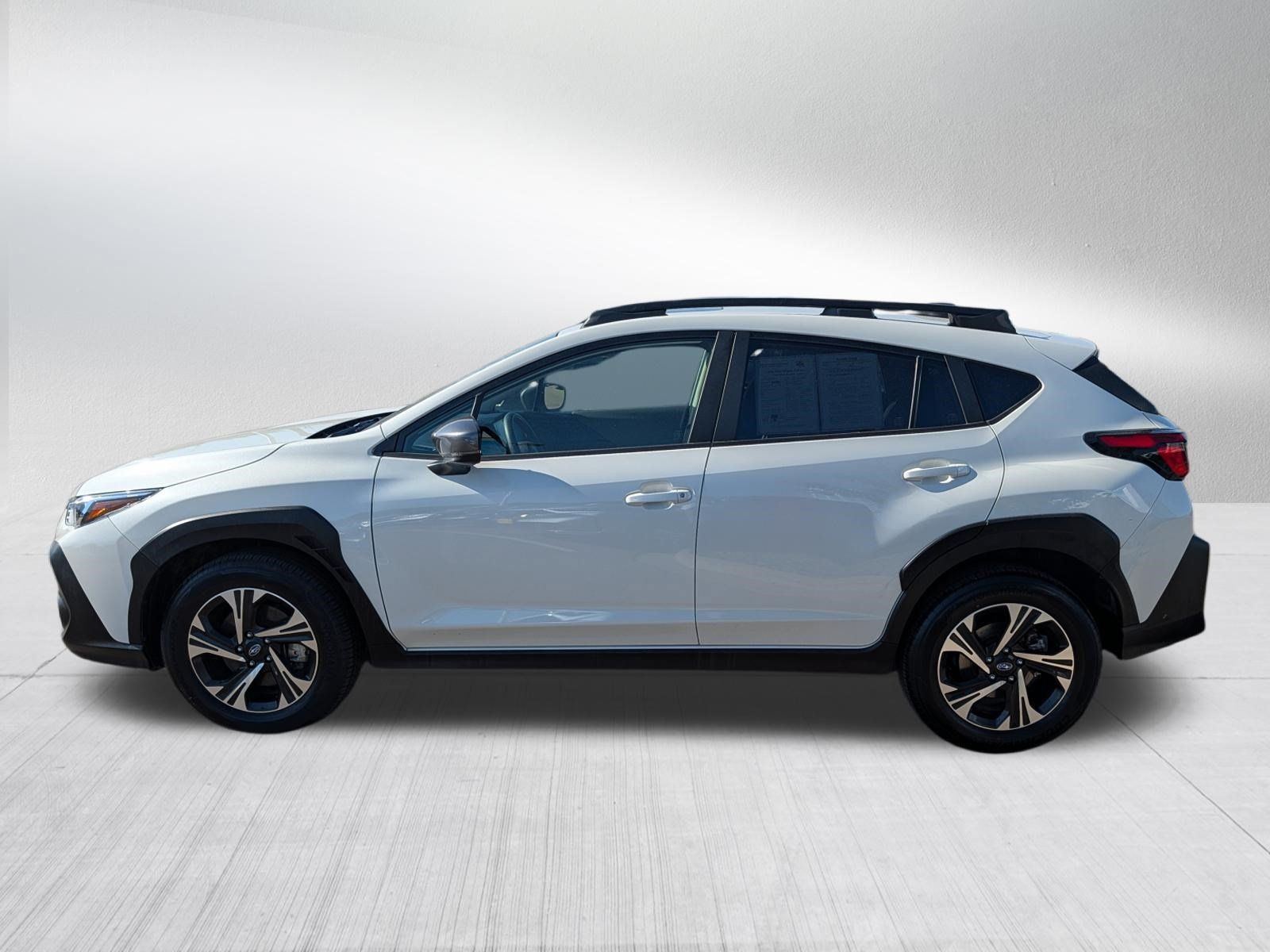 Certified 2025 Subaru Crosstrek 2.5i Premium AWD/4WD image 4