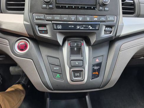 Used 2019 Honda Odyssey LX image 18