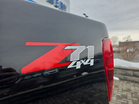 Used 2011 Chevrolet Colorado LT image 10