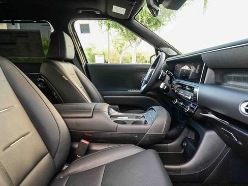 New 2026 Hyundai Palisade Calligraphy AWD/4WD image 18