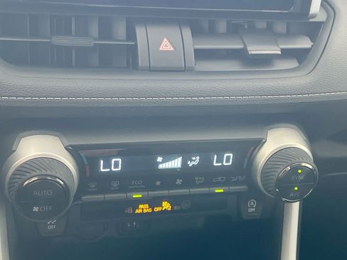 Certified 2025 Toyota RAV4 XLE AWD/4WD image 19