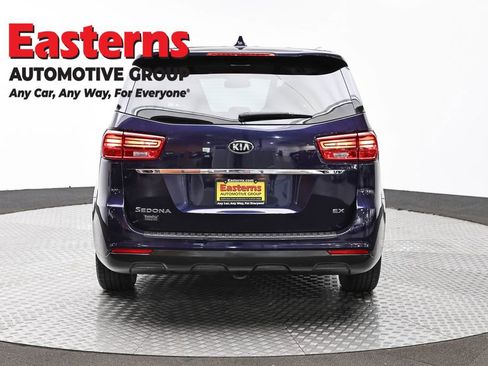 Used 2021 Kia Sedona EX image 6