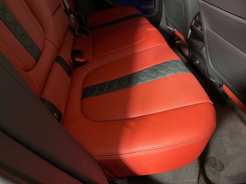 Used 2025 BMW X6 M Competition image 26