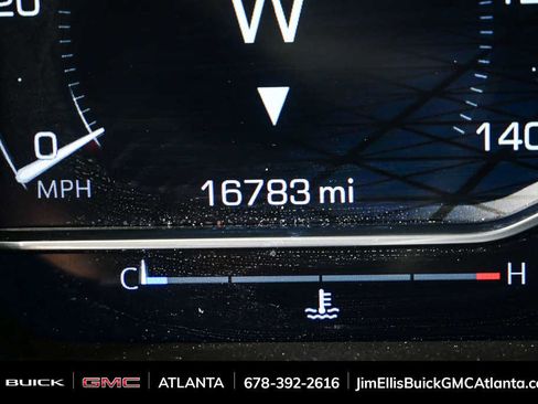 Used 2025 GMC Sierra 2500 AT4 w/ AT4 Premium Plus Package AWD/4WD image 9