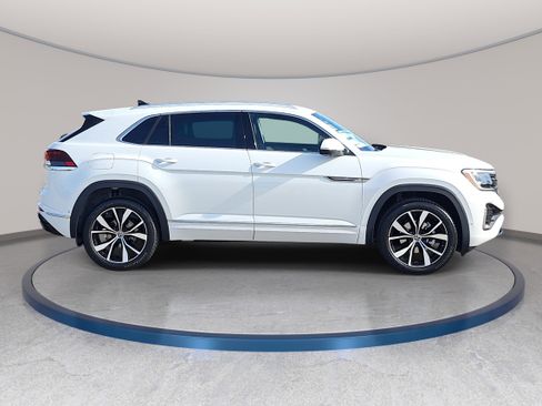 New 2026 Volkswagen Atlas Cross Sport SEL Premium R-Line AWD/4WD image 4