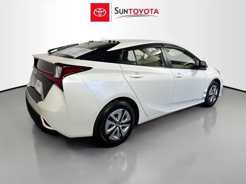 Used 2019 Toyota Prius LE image 4