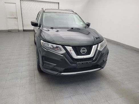 Used 2018 Nissan Rogue SV AWD/4WD image 14