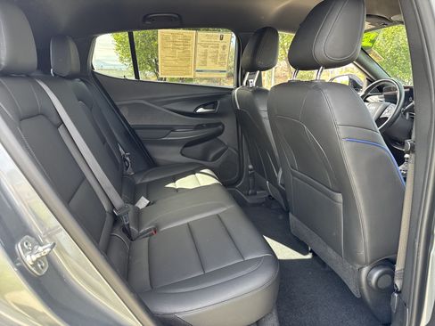 Used 2024 Buick Envista Sport Touring w/ Advanced Safety Package FWD image 23