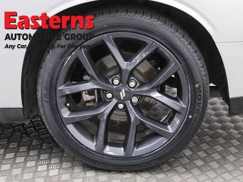 Used 2021 Dodge Challenger GT w/ Blacktop Package image 32