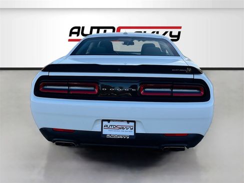 Used 2022 Dodge Challenger R/T Scat Pack image 6