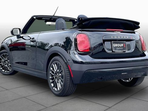 Used 2025 MINI Cooper S FWD image 11