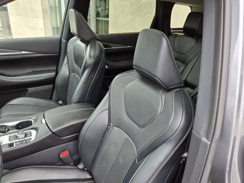 Certified 2023 INFINITI QX60 Luxe w/ Vision Package image 8