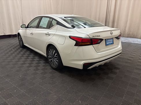 Used 2023 Nissan Altima 2.5 SV image 7