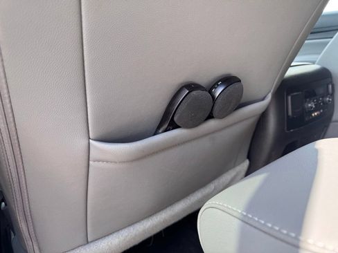 Used 2016 Chevrolet Tahoe LT AWD/4WD image 29