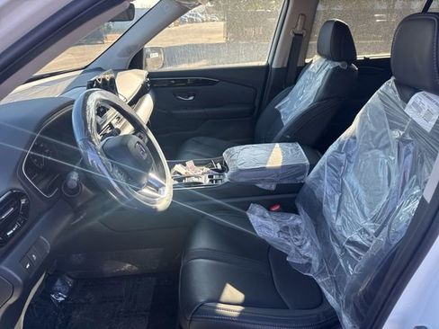 New 2025 Honda Pilot EX-L image 15