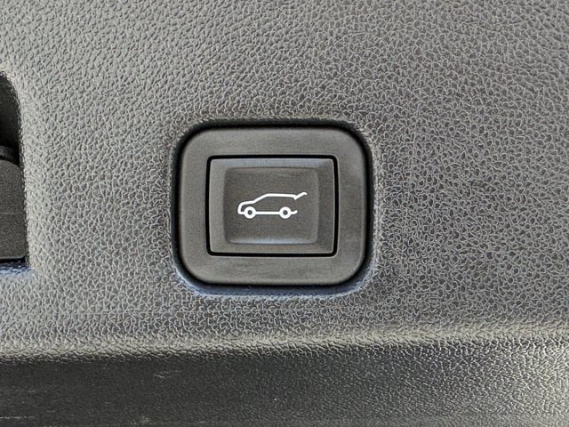 Used 2025 Chevrolet Traverse Z71 w/ Enhanced Driving Package AWD/4WD image 33