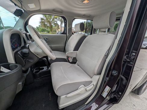 Used 2010 Nissan Cube 1.8 SL w/ SL Preferred Pkg FWD image 13
