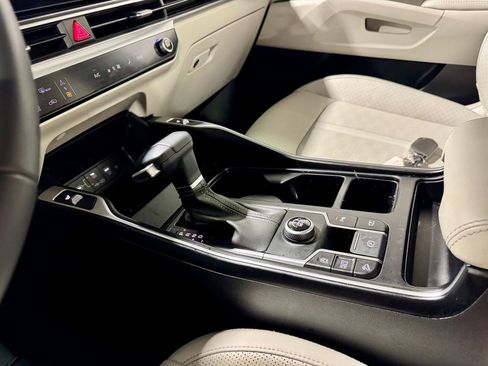 Used 2024 Kia Sorento EX w/ Panoramic Sunroof Package image 22