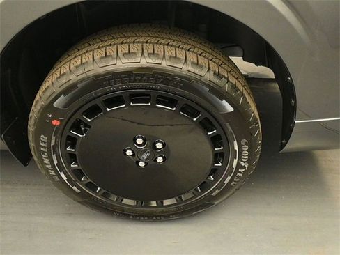 New 2026 Ford Maverick Lobo image 9