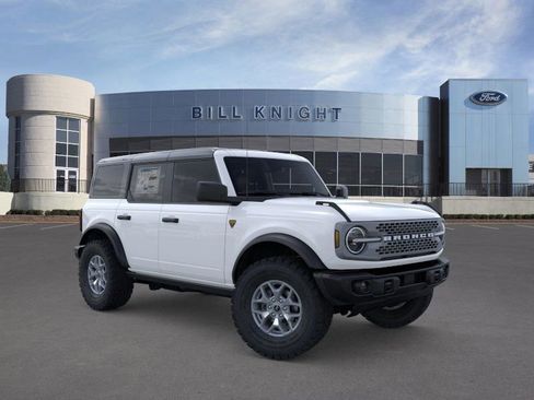 New 2025 Ford Bronco Badlands image 1