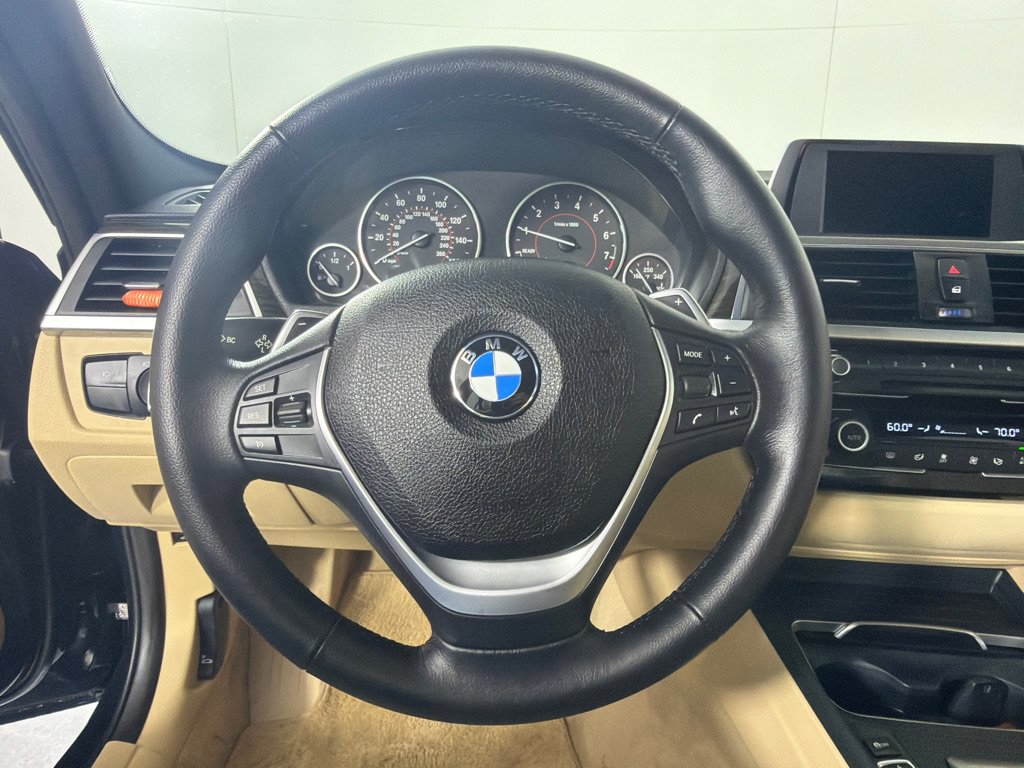 Used 2016 BMW 328i Sedan w/ Driver Assistance Package RWD image 15