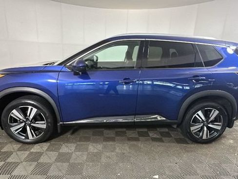 Used 2023 Nissan Rogue SL AWD/4WD image 5
