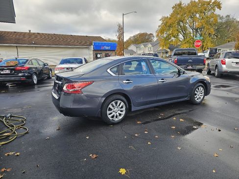 Used 2013 Nissan Altima 2.5 S image 10
