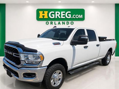 Used 2024 RAM 2500 Tradesman w/ Safety Group AWD/4WD image 4