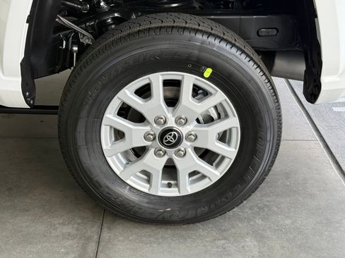 New 2026 Toyota Tacoma SR5 AWD/4WD image 14