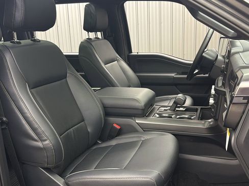 Used 2025 Ford F150 Lariat AWD/4WD image 39