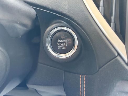 Used 2019 Subaru Crosstrek 2.0i Limited w/ Moonroof Package image 23