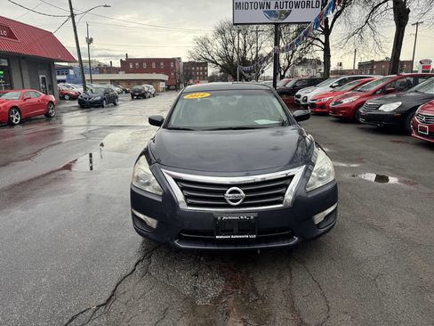 Used 2014 Nissan Altima 2.5 SV image 11