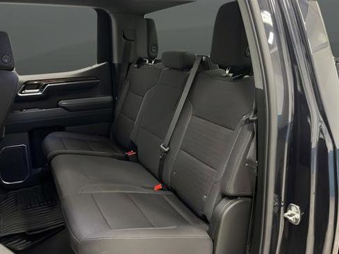 Used 2023 GMC Sierra 1500 SLE AWD/4WD image 22