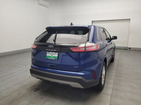 Used 2023 Ford Edge SEL image 9