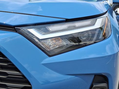 Used 2023 Toyota RAV4 AWD Hybrid image 12