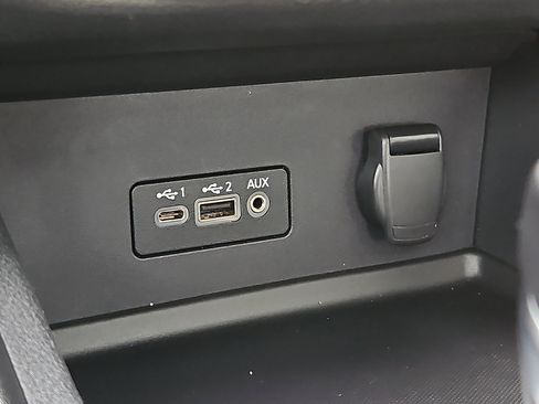 Certified 2023 Nissan Sentra SR w/ SR Premium Package image 23